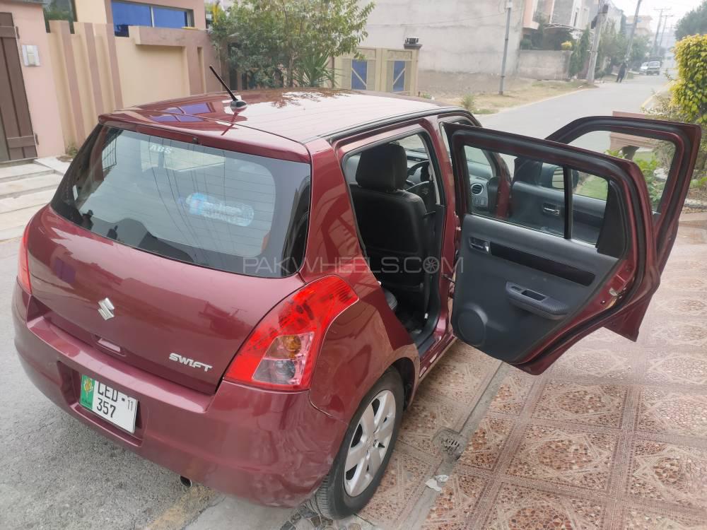 Suzuki Swift 2011 for Sale in Lahore Suzuki Swift 2011 for Sale in Lahore Image-8