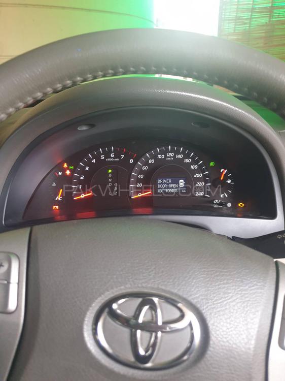 Toyota Camry 2007 for Sale in Lahore Image-1