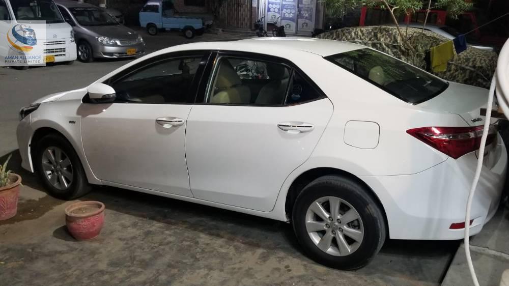 Toyota Corolla 2015 for Sale in Karachi Image-1