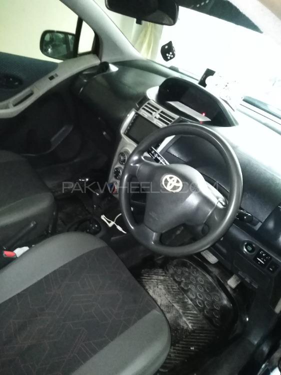 Toyota Vitz 2005 for Sale in Peshawar Toyota Vitz 2005 for Sale in Peshawar Image-6
