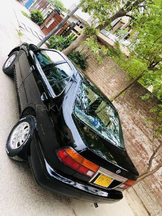 Nissan Sunny 2002 for Sale in Lahore Nissan Sunny 2002 for Sale in Lahore Image-3