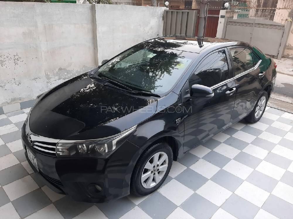 Toyota Corolla 2015 for Sale in Lahore Image-1