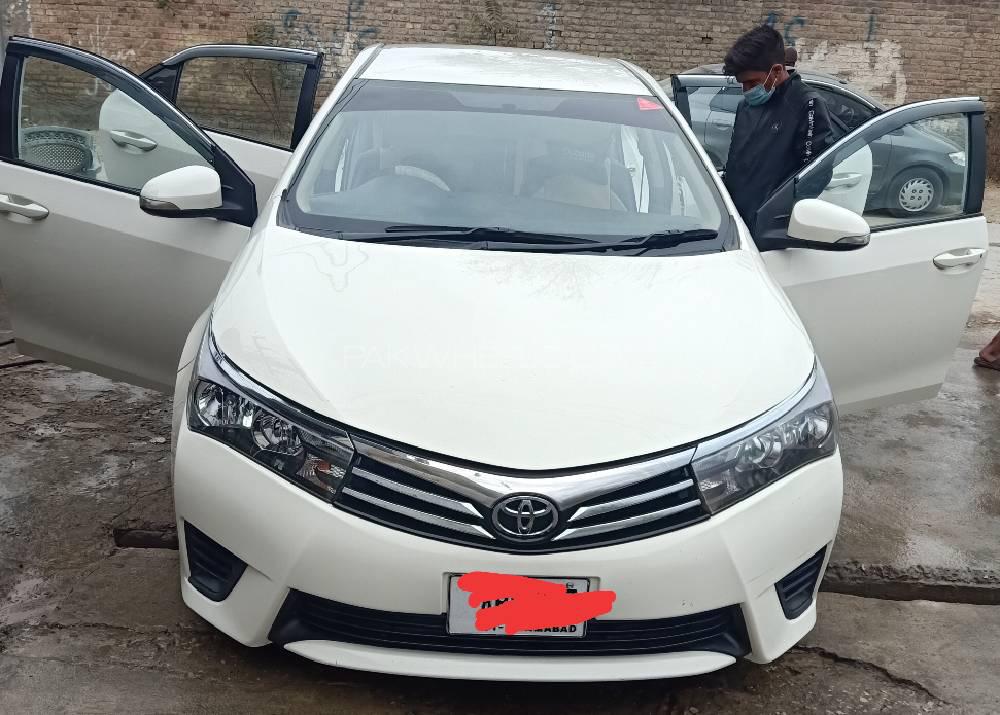 Toyota Corolla 2016 for Sale in Peshawar Image-1