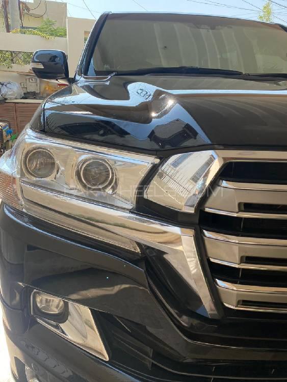 Toyota Land Cruiser 2015 for Sale in Karachi Toyota Land Cruiser 2015 for Sale in Karachi Image-10