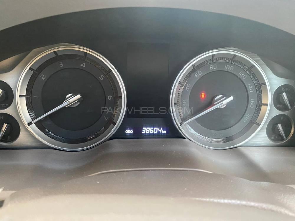 Toyota Land Cruiser 2015 for Sale in Karachi Toyota Land Cruiser 2015 for Sale in Karachi Image-14