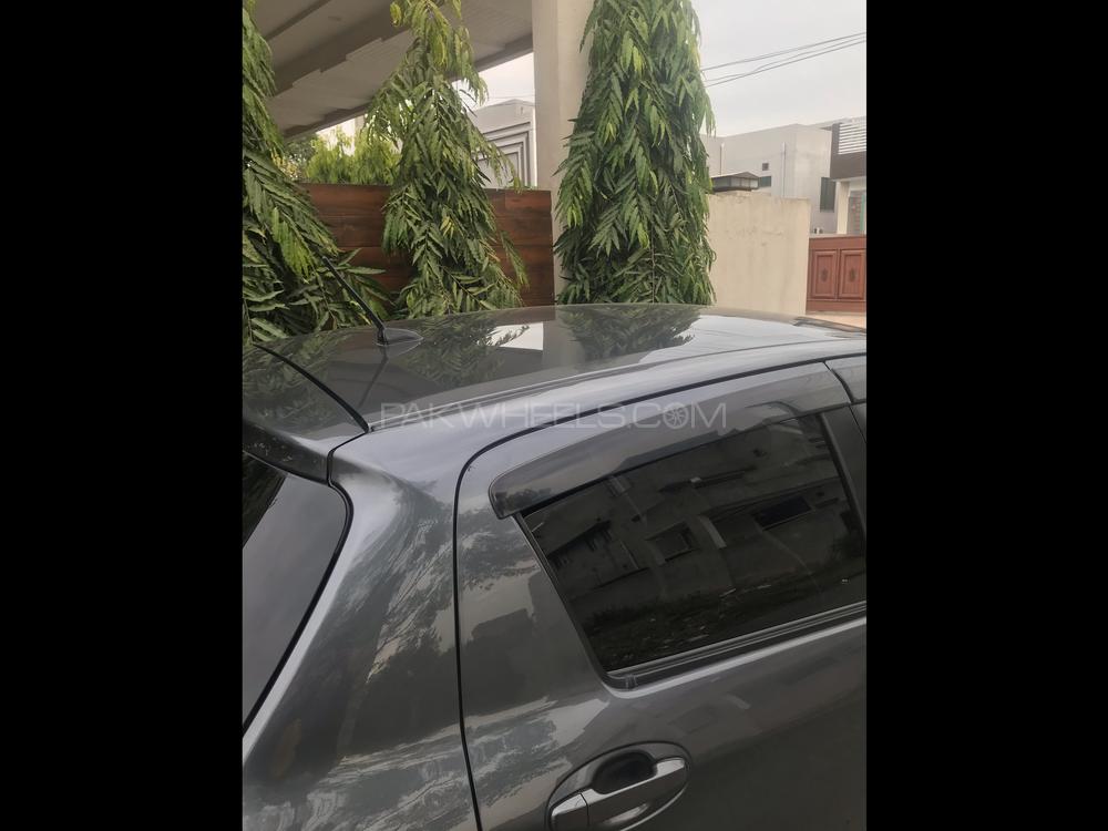 Toyota Vitz 2014 for Sale in Lahore Toyota Vitz 2014 for Sale in Lahore Image-2