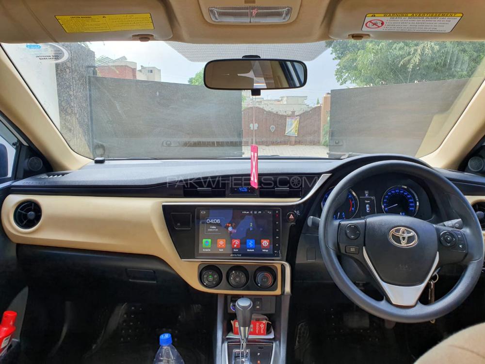 Toyota Corolla 2019 for Sale in Faisalabad Image-1