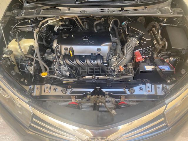 Toyota Corolla 2015 for Sale in Karachi Toyota Corolla 2015 for Sale in Karachi Image-9