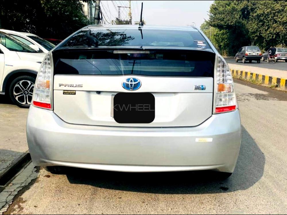 ٹویوٹا پریوس 2010 for Sale in لاہور ٹویوٹا پریوس 2010 for Sale in لاہور Image-4