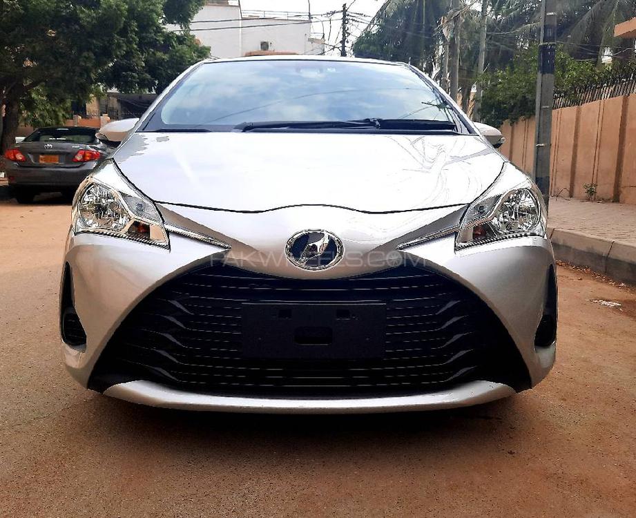 Toyota Vitz 2018 for Sale in Karachi Image-1