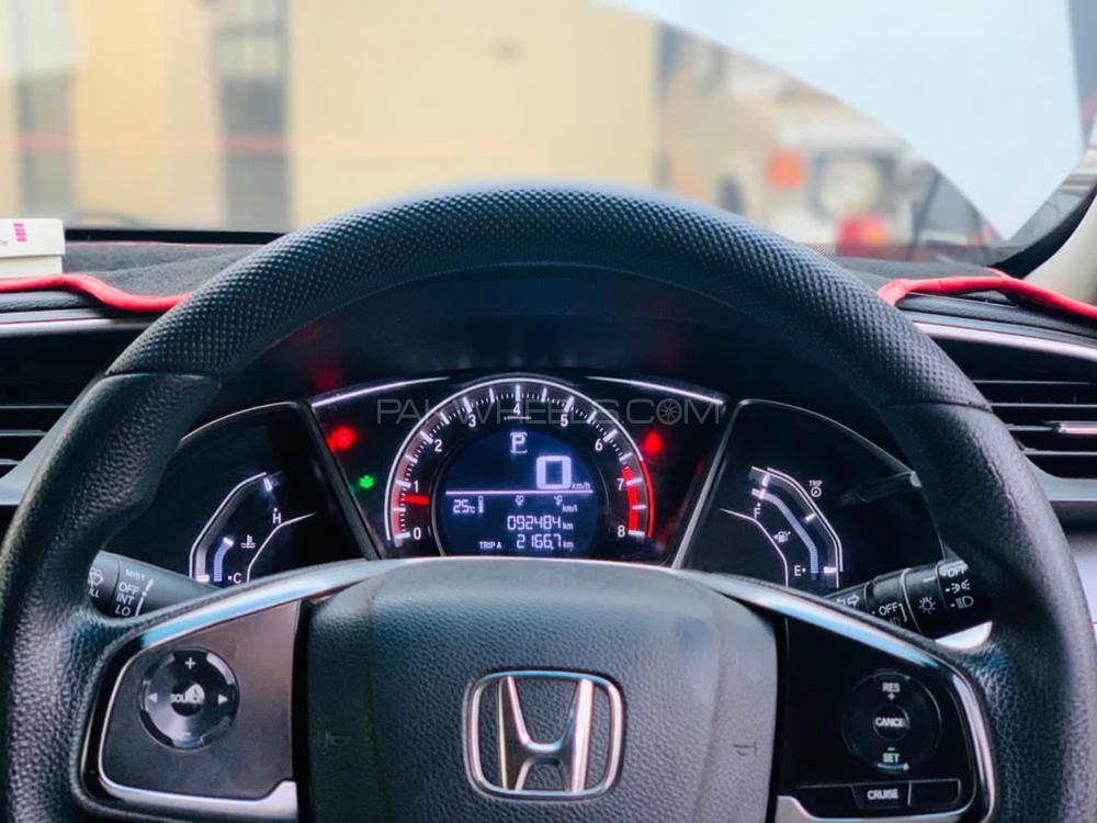 Honda Civic 2017 for Sale in Multan Honda Civic 2017 for Sale in Multan Image-4