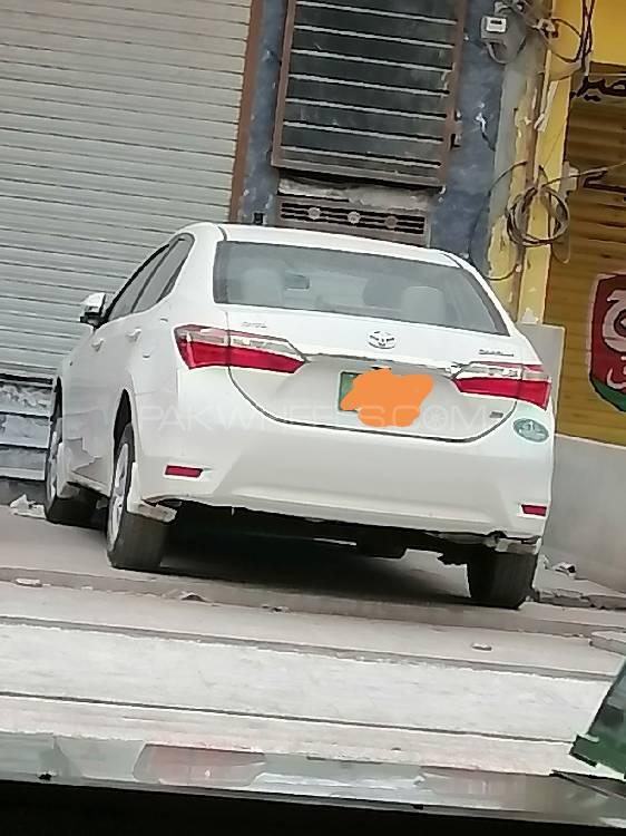 Toyota Corolla 2016 for Sale in Faisalabad Image-1