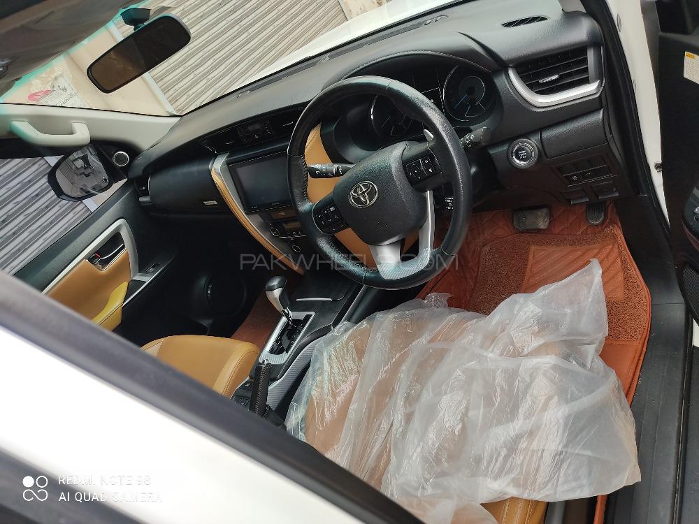 Toyota Fortuner 2018 for Sale in Attock Toyota Fortuner 2018 for Sale in Attock Image-6