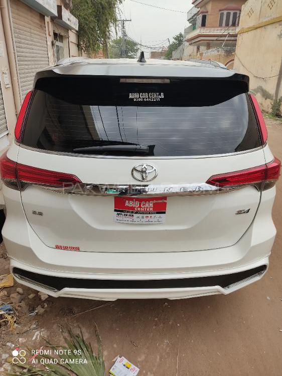 Toyota Fortuner 2018 for Sale in Attock Toyota Fortuner 2018 for Sale in Attock Image-14