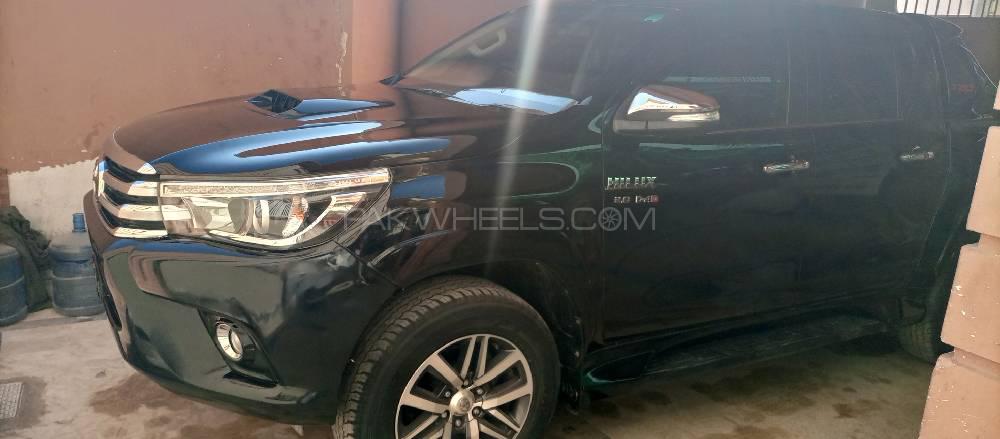 Toyota Hilux 2017 for Sale in Karachi Toyota Hilux 2017 for Sale in Karachi Image-8
