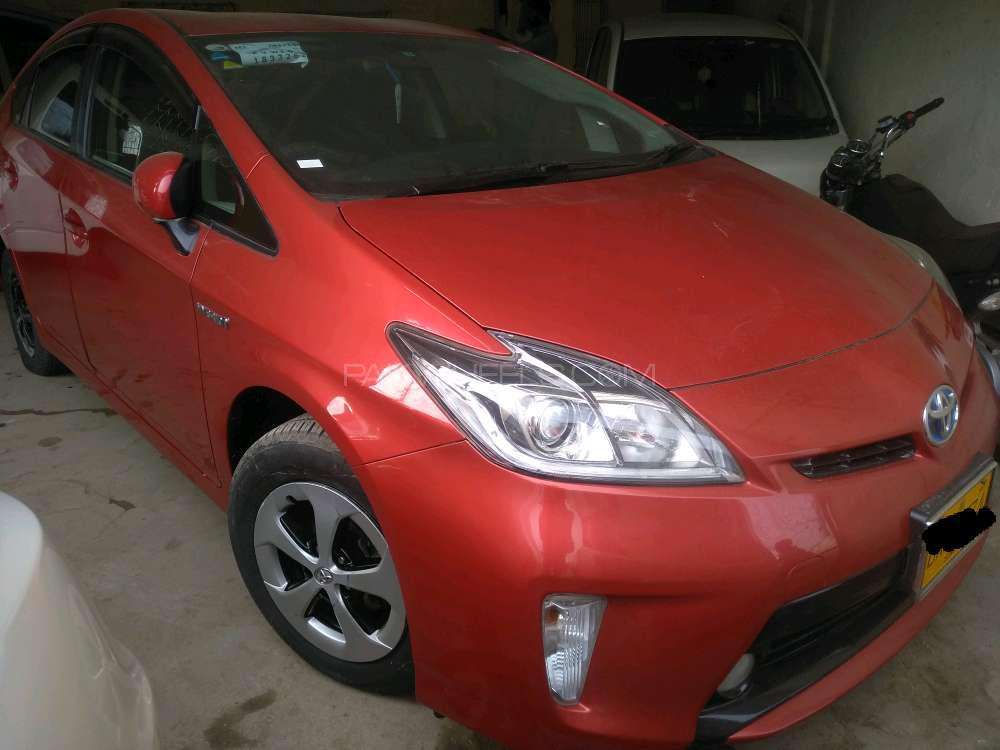 Toyota Prius 2014 for Sale in Karachi Image-1