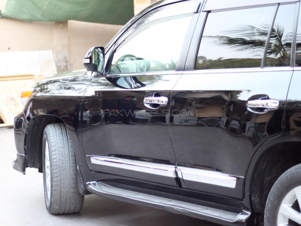 Toyota Land Cruiser 2013 for Sale in Karachi Toyota Land Cruiser 2013 for Sale in Karachi Image-13