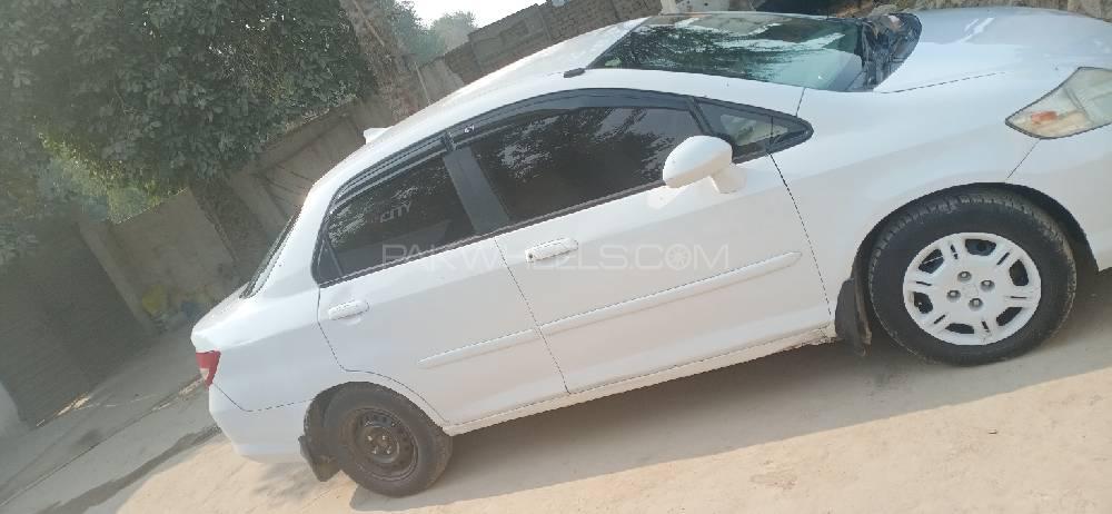ہونڈا سٹی 2005 for Sale in بہاولپور ہونڈا سٹی 2005 for Sale in بہاولپور Image-19