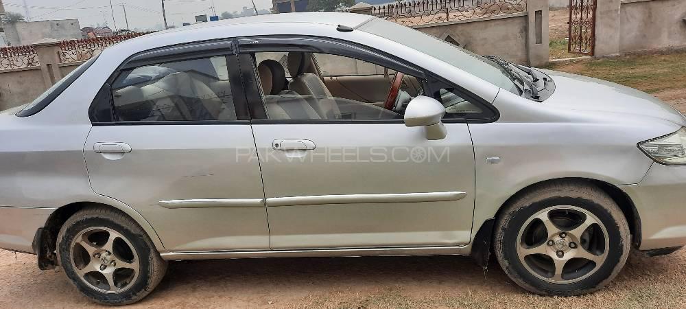 Honda City 2006 for Sale in Okara Honda City 2006 for Sale in Okara Image-4