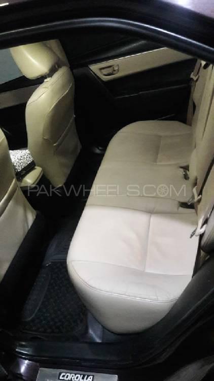 Toyota Corolla 2015 for Sale in Okara Toyota Corolla 2015 for Sale in Okara Image-5