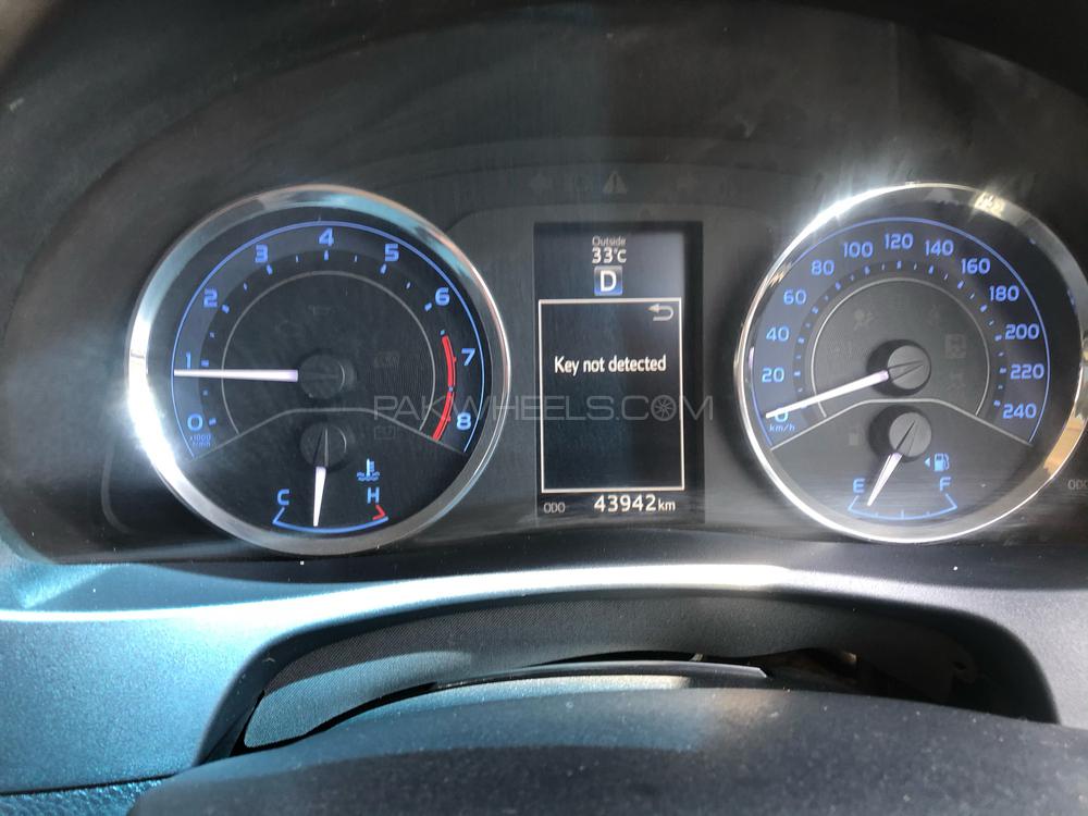 Toyota Corolla 2017 for Sale in Karachi Toyota Corolla 2017 for Sale in Karachi Image-4
