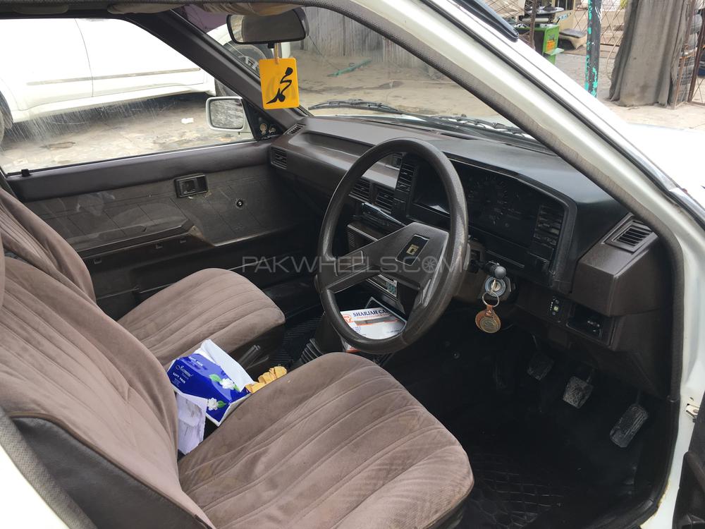 Toyota Corolla 1986 for Sale in Peshawar Toyota Corolla 1986 for Sale in Peshawar Image-7