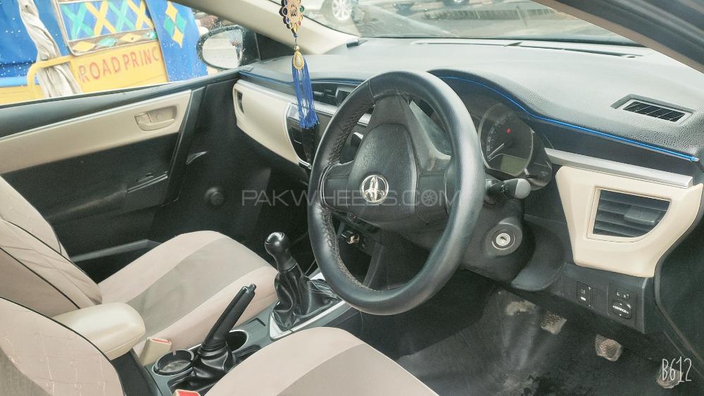 Toyota Corolla 2014 for Sale in Lahore Toyota Corolla 2014 for Sale in Lahore Image-6