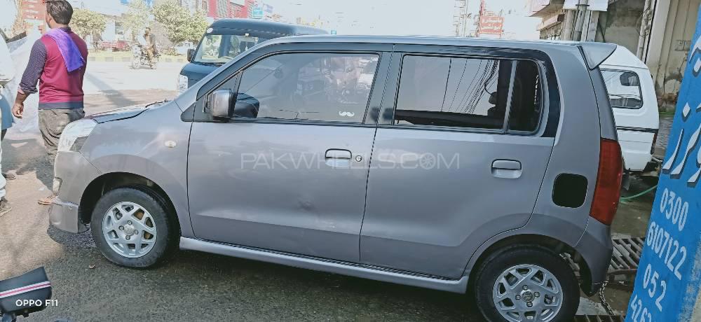 Suzuki Wagon R 2017 for Sale in Sialkot Suzuki Wagon R 2017 for Sale in Sialkot Image-4