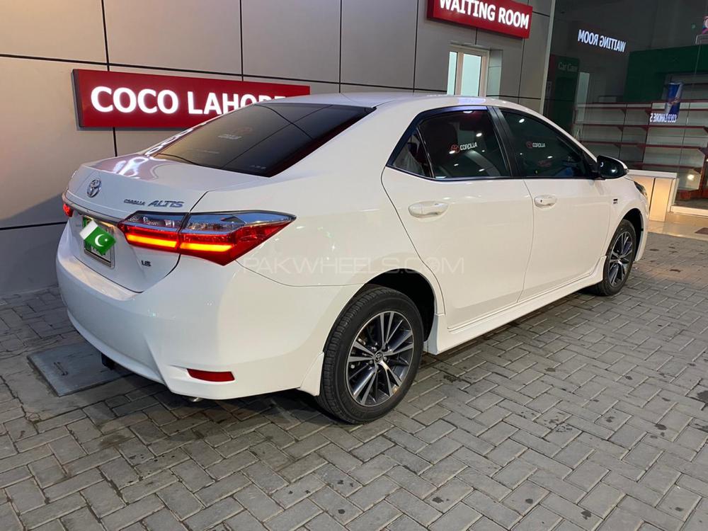 Toyota Corolla 2019 for Sale in Lahore Toyota Corolla 2019 for Sale in Lahore Image-4