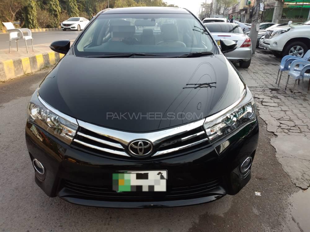Toyota Corolla 2016 for Sale in Lahore Image-1