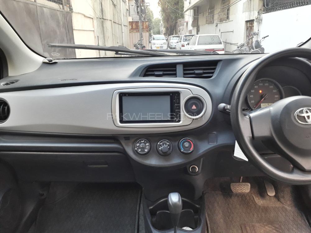 Toyota Vitz 2014 for Sale in Karachi Toyota Vitz 2014 for Sale in Karachi Image-5