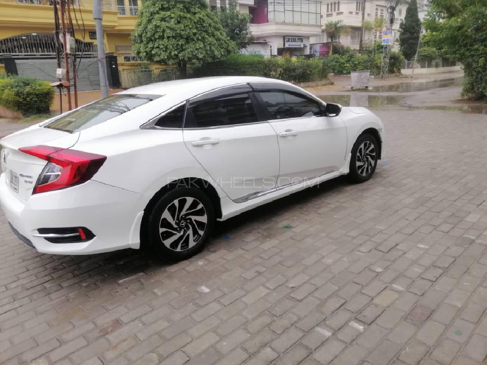 Honda Civic 2018 for Sale in Islamabad Honda Civic 2018 for Sale in Islamabad Image-6