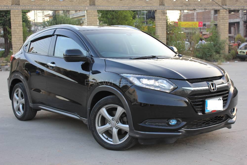 Honda Vezel 2014 for Sale in Rawalpindi Image-1