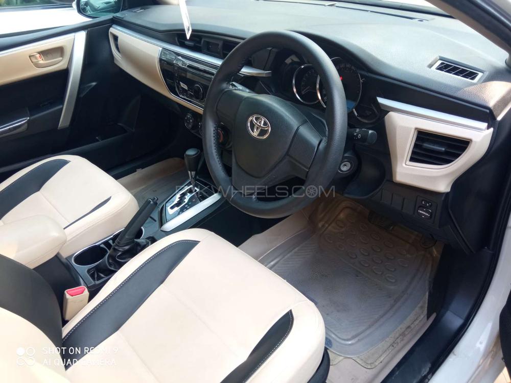 Toyota Corolla 2017 for Sale in Lahore Toyota Corolla 2017 for Sale in Lahore Image-4
