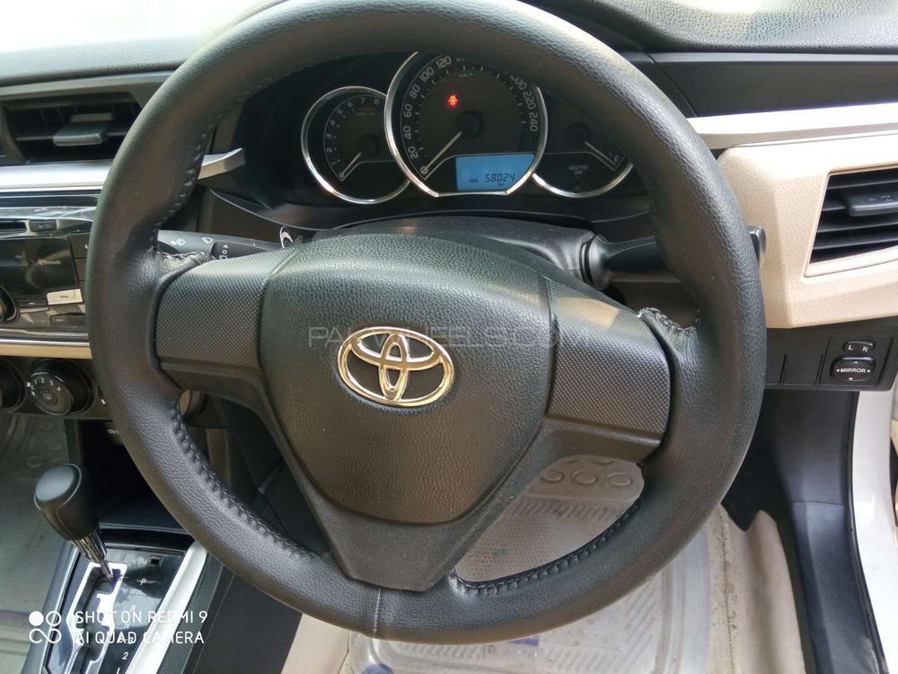 Toyota Corolla 2017 for Sale in Lahore Toyota Corolla 2017 for Sale in Lahore Image-7