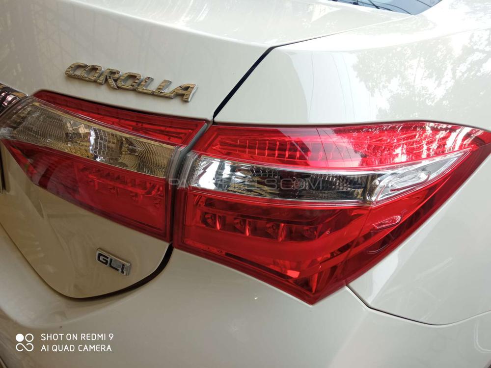 Toyota Corolla 2017 for Sale in Lahore Toyota Corolla 2017 for Sale in Lahore Image-12