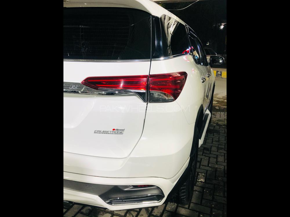 Toyota Fortuner 2018 for Sale in Lahore Image-1