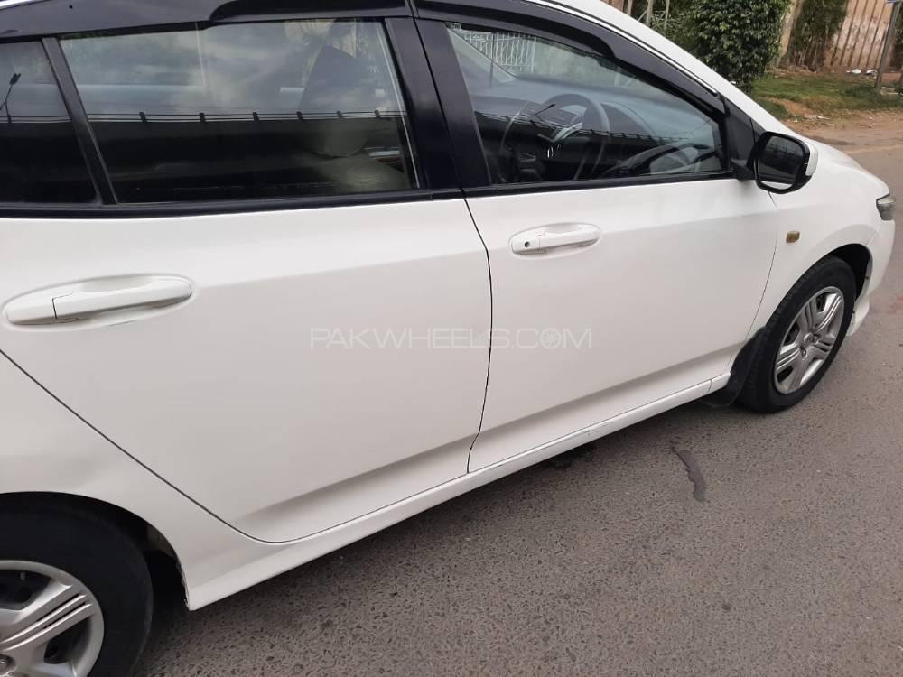 Honda City 2014 for Sale in Lahore Honda City 2014 for Sale in Lahore Image-4