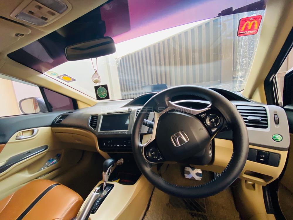 Honda Civic 2013 for Sale in Faisalabad Honda Civic 2013 for Sale in Faisalabad Image-9