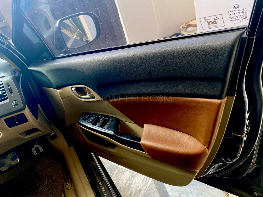 Honda Civic 2013 for Sale in Faisalabad Honda Civic 2013 for Sale in Faisalabad Image-10