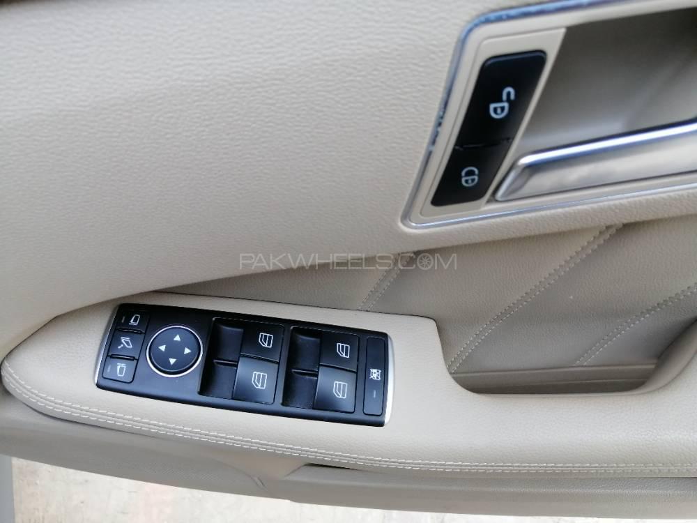 مرسڈیز بینز ای کلاس 2012 for Sale in لاہور مرسڈیز بینز ای کلاس 2012 for Sale in لاہور Image-17