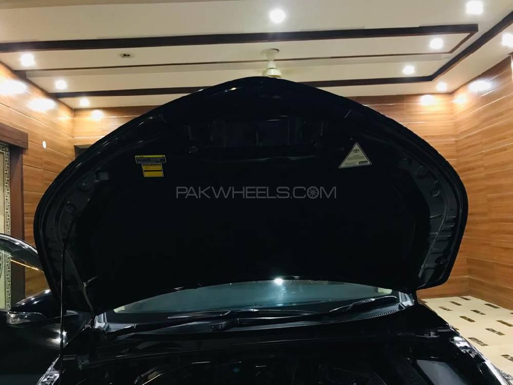 Toyota Corolla 2018 for Sale in Lahore Toyota Corolla 2018 for Sale in Lahore Image-9