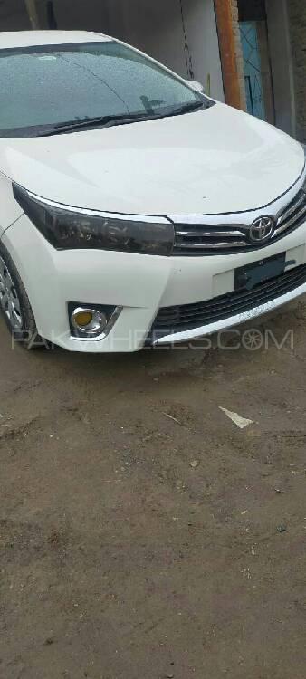 Toyota Corolla 2015 for Sale in Peshawar Image-1