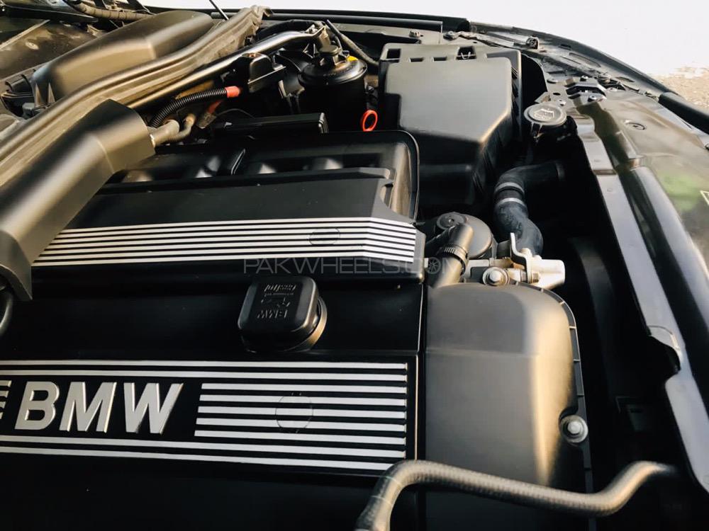 BMW 5 Series 2004 for Sale in Islamabad BMW 5 Series 2004 for Sale in Islamabad Image-9