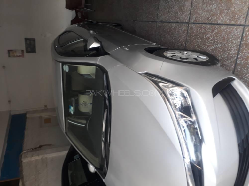 Toyota Corolla 2017 for Sale in Multan Image-1