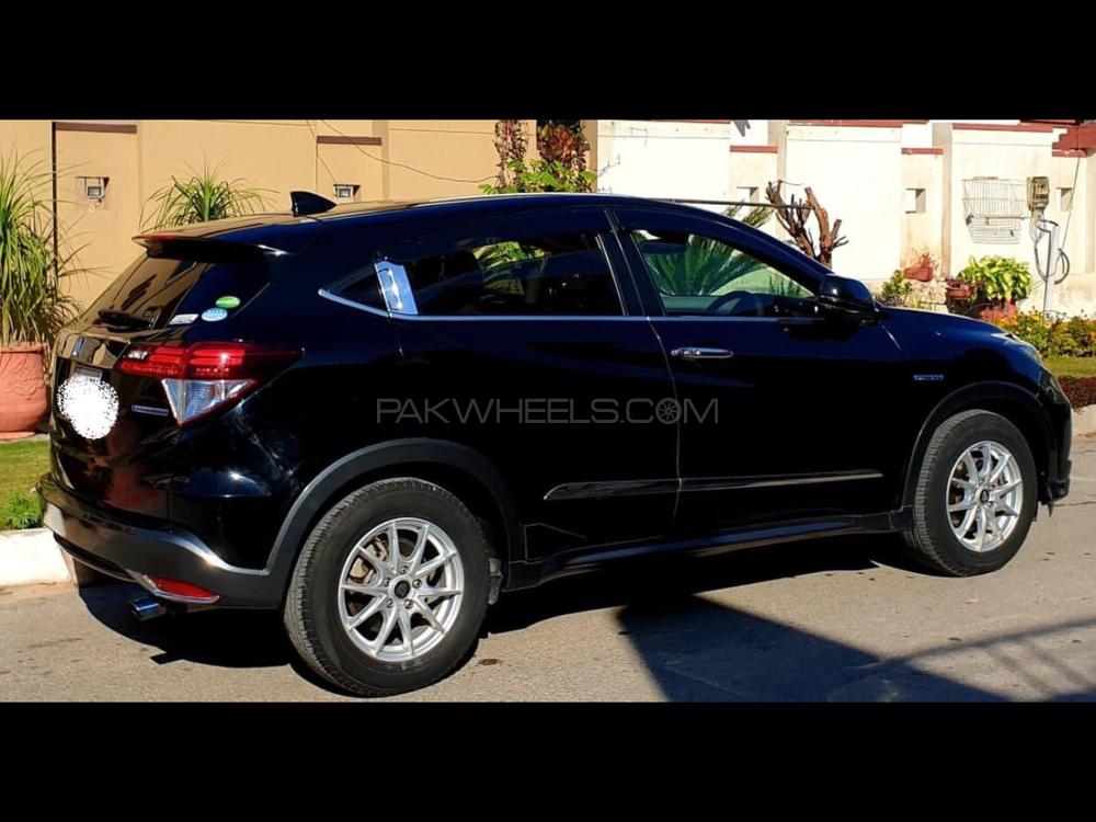 Honda Vezel 2014 for Sale in Sargodha Image-1