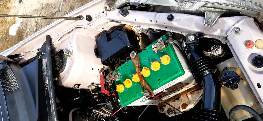 Toyota Vitz 2001 for Sale in Swabi Toyota Vitz 2001 for Sale in Swabi Image-3