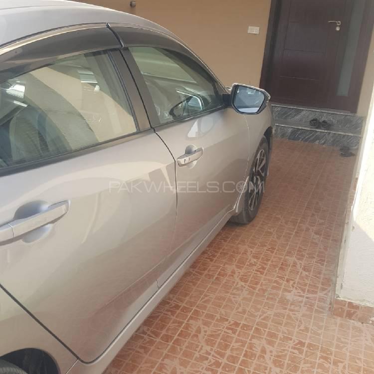 Honda Civic 2016 for Sale in Karachi Honda Civic 2016 for Sale in Karachi Image-5