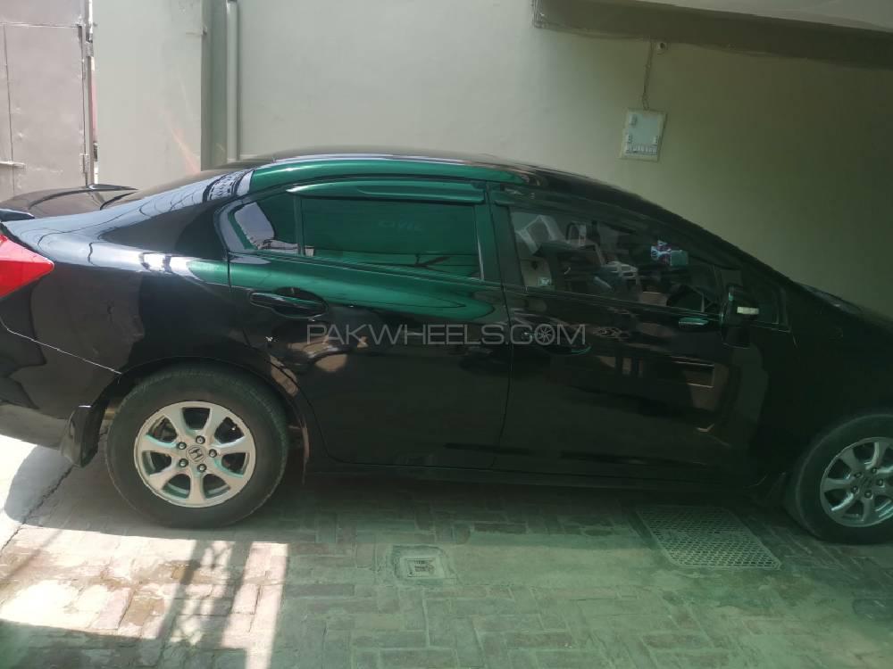 Honda Civic VTi Oriel 1.8 i-VTEC 2015 for sale in Khanewal | PakWheels