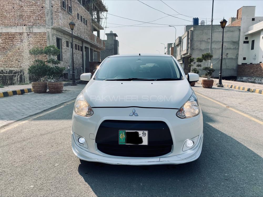 مٹسوبیشی میراج 2014 for Sale in فیصل آباد مٹسوبیشی میراج 2014 for Sale in فیصل آباد Image-2